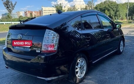 Toyota Prius, 2007 год, 760 000 рублей, 3 фотография