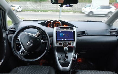 Toyota Verso I, 2011 год, 880 000 рублей, 13 фотография