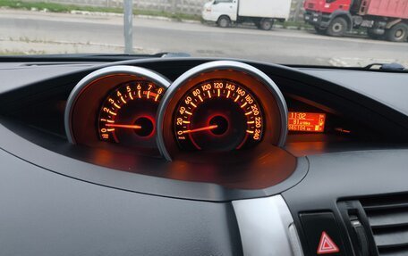 Toyota Verso I, 2011 год, 880 000 рублей, 17 фотография