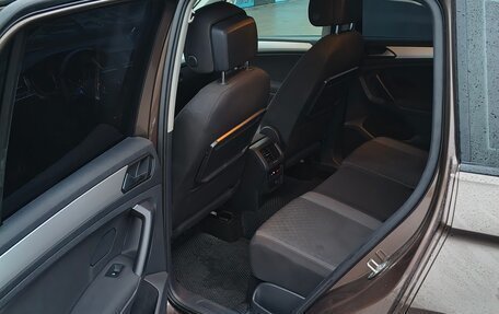 Volkswagen Tiguan II, 2017 год, 1 830 000 рублей, 10 фотография