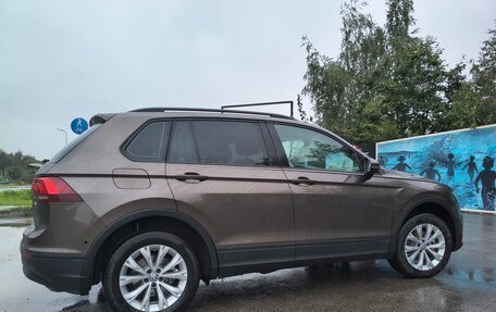 Volkswagen Tiguan II, 2017 год, 1 830 000 рублей, 4 фотография