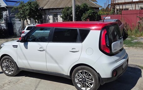 KIA Soul II рестайлинг, 2018 год, 1 650 000 рублей, 3 фотография