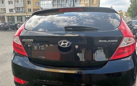 Hyundai Solaris II рестайлинг, 2011 год, 550 000 рублей, 3 фотография