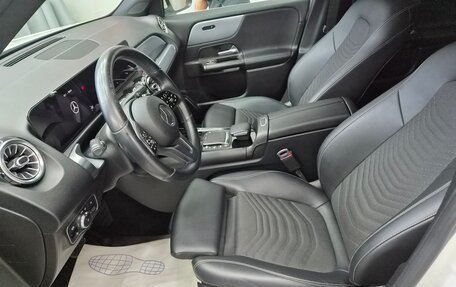 Mercedes-Benz GLB, 2020 год, 2 790 000 рублей, 13 фотография