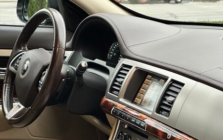 Jaguar XF I рестайлинг, 2013 год, 1 980 000 рублей, 12 фотография