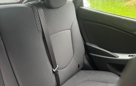Hyundai Solaris II рестайлинг, 2013 год, 890 000 рублей, 4 фотография