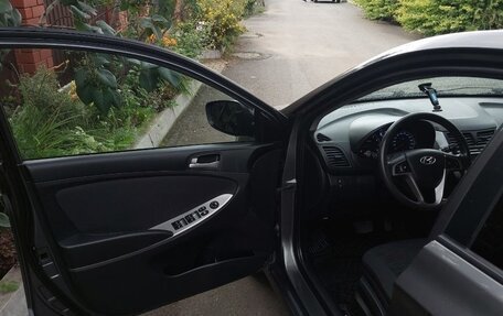 Hyundai Solaris II рестайлинг, 2014 год, 970 000 рублей, 17 фотография