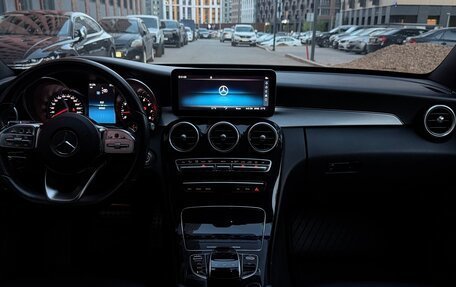 Mercedes-Benz C-Класс, 2019 год, 3 450 000 рублей, 5 фотография