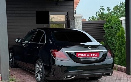 Mercedes-Benz C-Класс, 2019 год, 3 450 000 рублей, 4 фотография