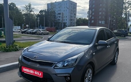 KIA Rio IV, 2018 год, 1 320 000 рублей, 2 фотография
