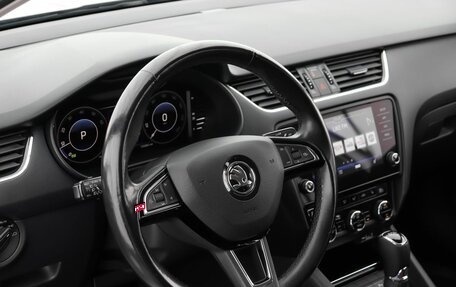 Skoda Octavia, 2018 год, 2 190 000 рублей, 11 фотография