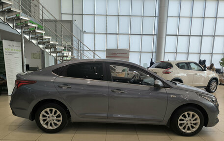 Hyundai Solaris II рестайлинг, 2017 год, 1 120 000 рублей, 4 фотография