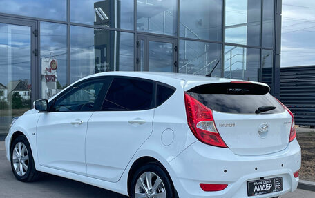 Hyundai Solaris II рестайлинг, 2014 год, 1 050 000 рублей, 2 фотография