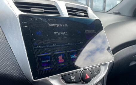 Hyundai Solaris II рестайлинг, 2014 год, 1 050 000 рублей, 15 фотография