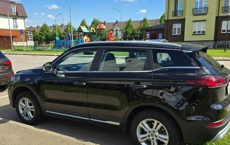 Geely Atlas, 2023 год, 1 400 000 рублей, 3 фотография