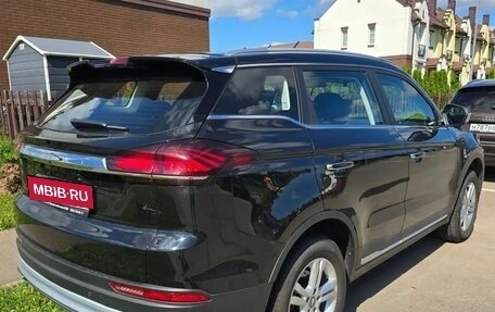 Geely Atlas, 2023 год, 1 400 000 рублей, 4 фотография