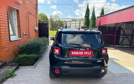 Jeep Renegade I рестайлинг, 2017 год, 1 900 000 рублей, 4 фотография