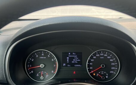 KIA Sportage IV рестайлинг, 2018 год, 2 085 000 рублей, 15 фотография