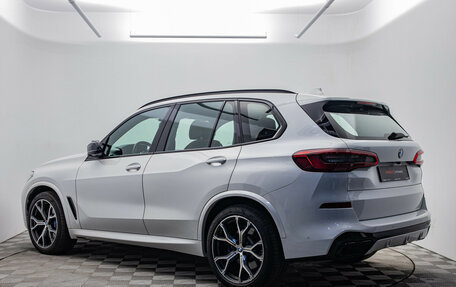 BMW X5, 2018 год, 5 720 000 рублей, 3 фотография