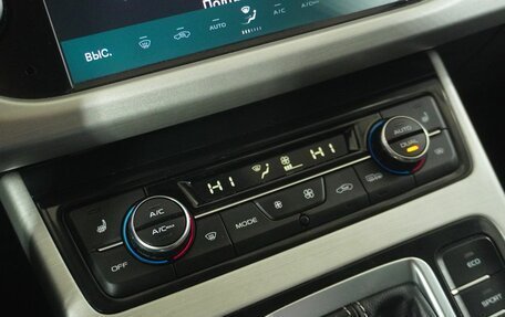 Geely Atlas I, 2022 год, 1 825 000 рублей, 13 фотография