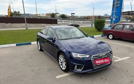 Audi A4, 2018 год, 2 650 000 рублей, 2 фотография
