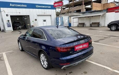 Audi A4, 2018 год, 2 650 000 рублей, 4 фотография