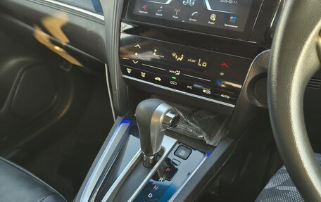 Honda Shuttle II, 2016 год, 1 050 000 рублей, 4 фотография