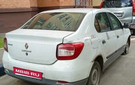 Renault Logan II, 2017 год, 350 000 рублей, 4 фотография