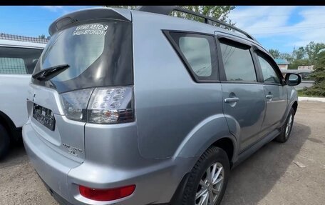 Mitsubishi Outlander III рестайлинг 3, 2011 год, 918 000 рублей, 6 фотография