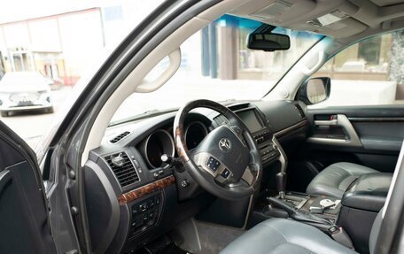 Toyota Land Cruiser 200, 2008 год, 2 699 000 рублей, 7 фотография