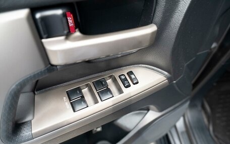 Toyota Land Cruiser 200, 2008 год, 2 699 000 рублей, 8 фотография