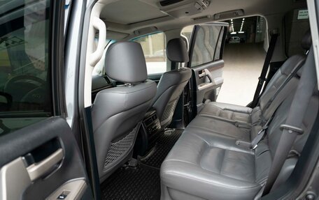 Toyota Land Cruiser 200, 2008 год, 2 699 000 рублей, 17 фотография