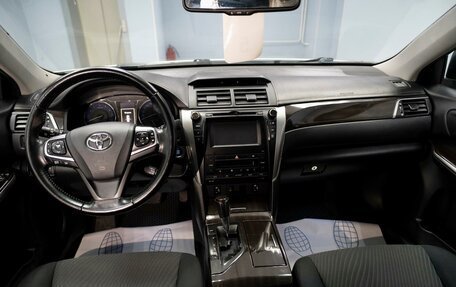 Toyota Camry, 2015 год, 1 899 000 рублей, 10 фотография