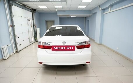 Toyota Camry, 2015 год, 1 899 000 рублей, 7 фотография