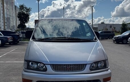 Mitsubishi Delica IV, 2001 год, 1 150 000 рублей, 2 фотография