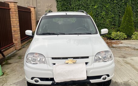 Chevrolet Niva I рестайлинг, 2013 год, 750 000 рублей, 1 фотография