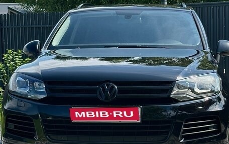 Volkswagen Touareg III, 2013 год, 2 200 000 рублей, 1 фотография
