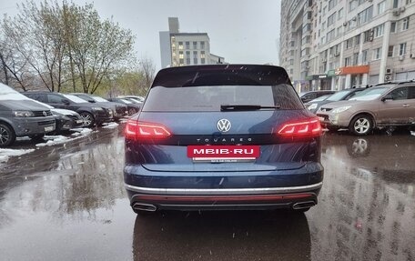 Volkswagen Touareg III, 2018 год, 4 900 000 рублей, 5 фотография