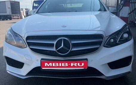 Mercedes-Benz E-Класс, 2013 год, 2 050 000 рублей, 2 фотография