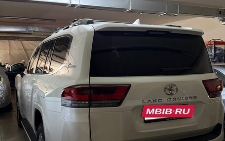 Toyota Land Cruiser, 2021 год, 15 000 000 рублей, 2 фотография