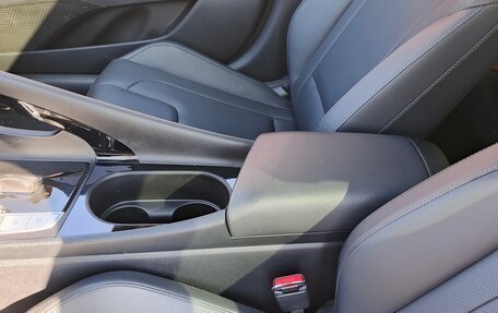 Hyundai Elantra, 2024 год, 2 299 000 рублей, 15 фотография