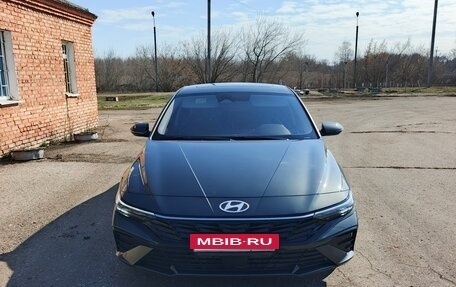 Hyundai Elantra, 2024 год, 2 299 000 рублей, 12 фотография