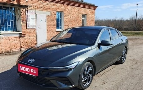 Hyundai Elantra, 2024 год, 2 299 000 рублей, 24 фотография