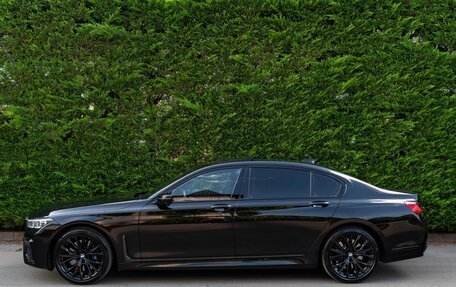 BMW 7 серия, 2019 год, 5 850 000 рублей, 28 фотография