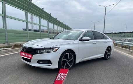 Honda Accord IX рестайлинг, 2019 год, 2 099 000 рублей, 12 фотография