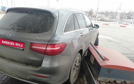 Mercedes-Benz GLC, 2017 год, 3 780 000 рублей, 23 фотография