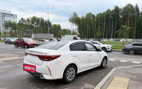 KIA Rio IV, 2021 год, 999 999 рублей, 4 фотография