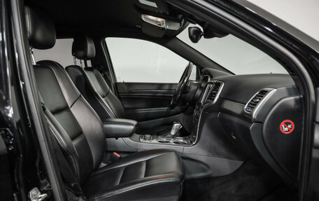 Jeep Grand Cherokee, 2018 год, 2 999 000 рублей, 24 фотография