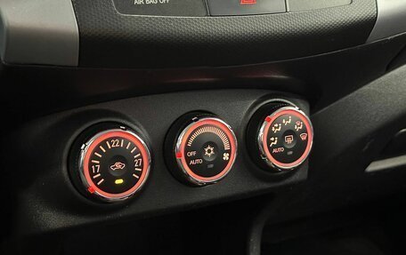 Mitsubishi Outlander III рестайлинг 3, 2011 год, 997 000 рублей, 12 фотография