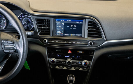 Hyundai Elantra VI рестайлинг, 2020 год, 1 649 000 рублей, 7 фотография